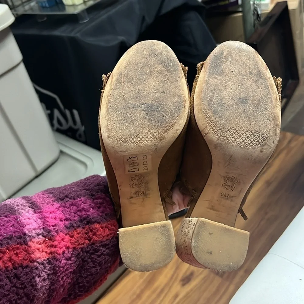 Tory Burch Huntington Sandals Womens 6 Brown Fringed Suede Cork Block Heel